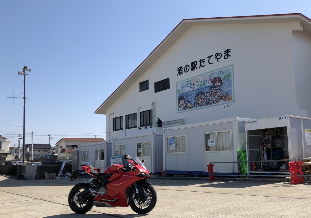 今年の夏の思い出は、どこで作りますか。