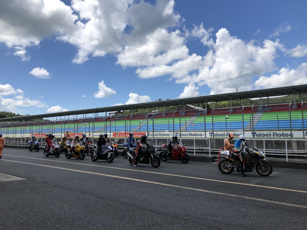 スポーツライディングという愉悦。