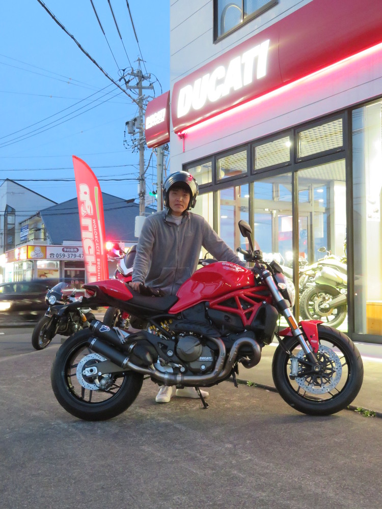 ドゥカティオーナー誕生 MONSTER821